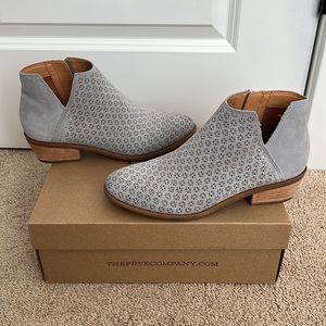 NWT Frye Caden Perf Gray Booties